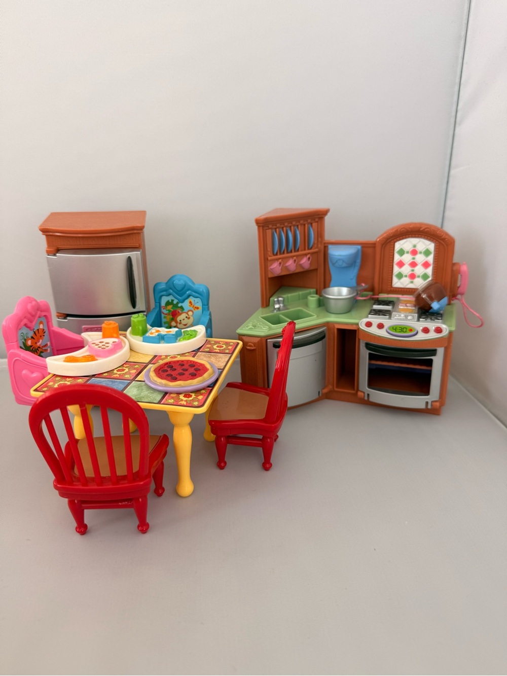 Vintage Fisher Price Loving Family Kitchen Lights & Sound 2005